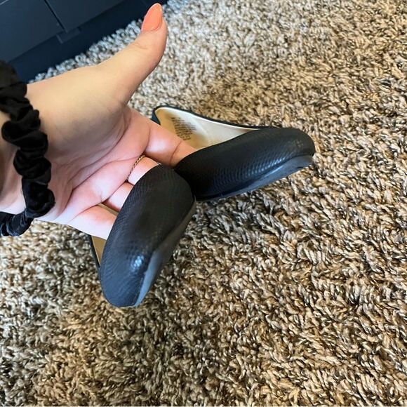 Apt 9 Pointed Toe Flat - Picture 9 of 12